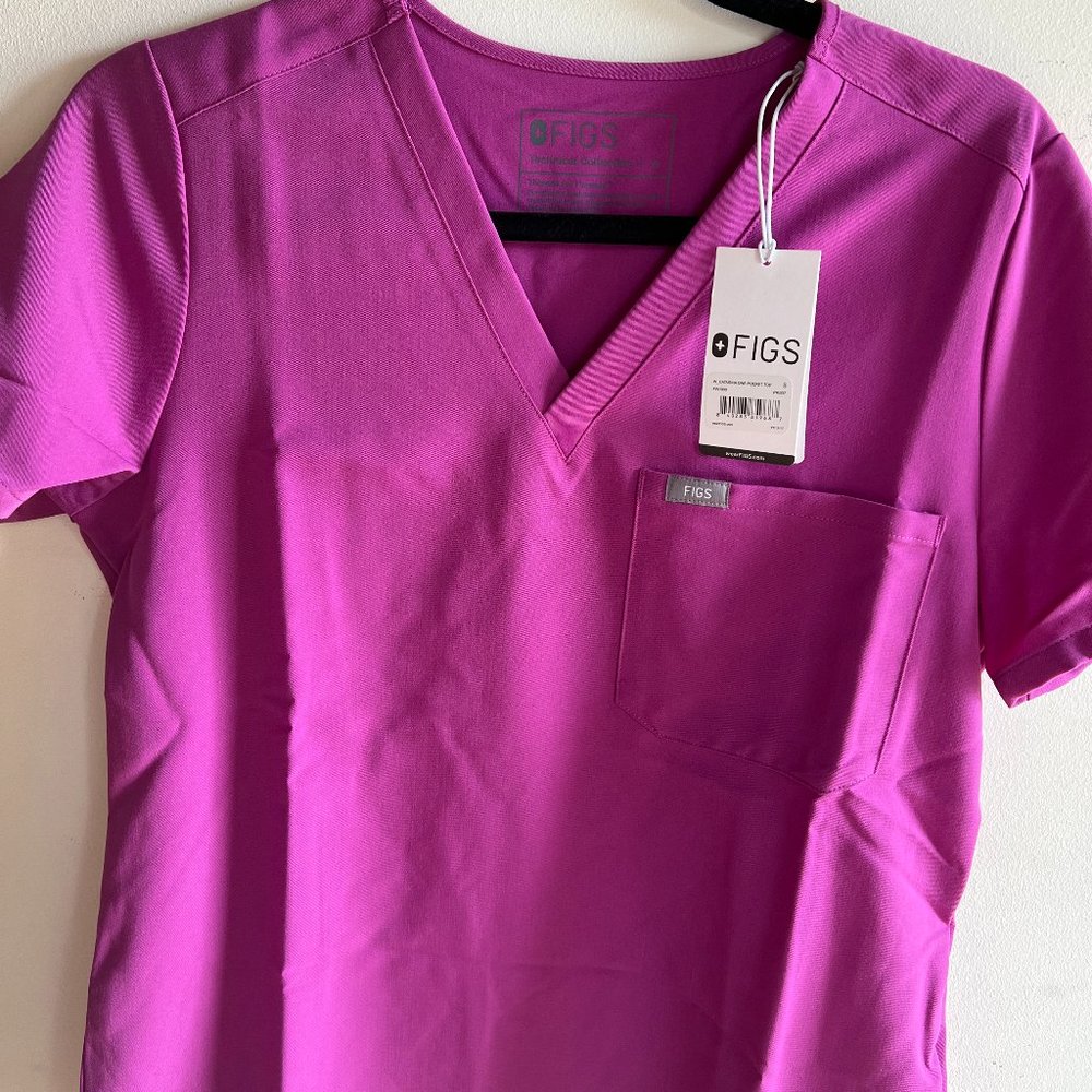 FIGS Catarina Scrub Top  SizeSmall